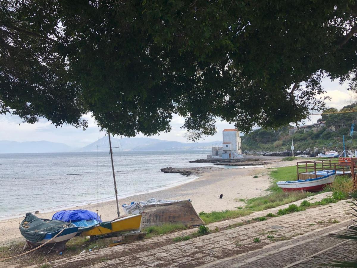 Casa Vacanze Da Maurizio 圣塔·弗拉维亚 外观 照片